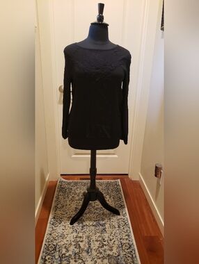 Xliration Black Lace-Yoke Long Sleeve Women's Crepe Top